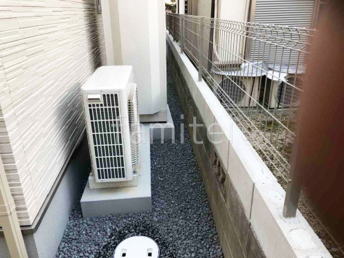 バラス砕石 防草シート敷き