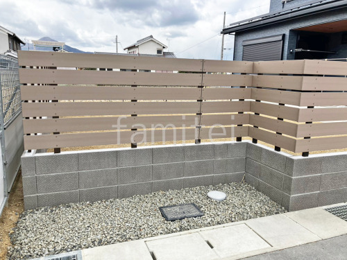 ブロック塀 (化粧ブロック) 東洋工業 トーヨーイース ワン 人工木・樹脂 フェンス(木調) F&F ニコボード 目隠し 木調・ラティス 樹脂