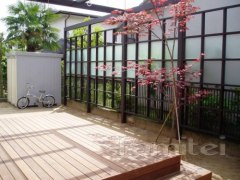 目隠しフェンス 植栽:紅葉