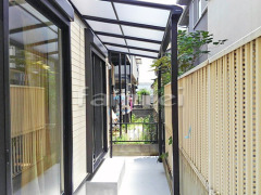 雨除け屋根 フラットテラス1階