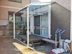 雨除け屋根 LIXILスピーネ1階 人工木材ウッドデッキ 樹ら楽ステージ