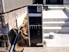 カーポート 雨除け屋根 人工木材ウッドデッキ 目隠しフェンス塀 機能門柱