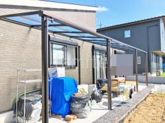 1階テラス屋根 連棟 (雨除け) YKKAP ソラリアF フラット屋根 スタンダード 壁付