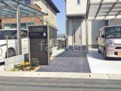 玄関アプローチ 床タイル貼り リビエラ エタニティ