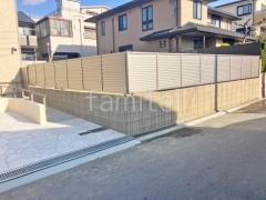 新築シンプル セミクローズ外構