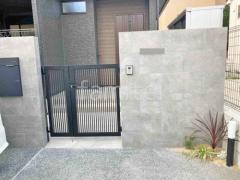 新築シンプル クローズ外構