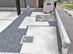 玄関アプローチ 土間コンクリート 床平板敷き ユニソン ティーナ