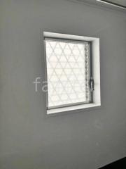 フリーサイズ窓枠