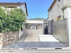 新築ハイクラス クローズ外構