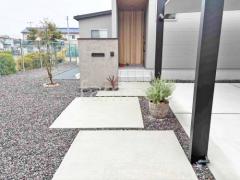 玄関アプローチ 土間コンクリート