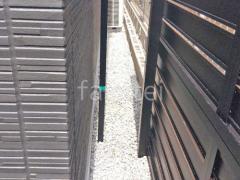 犬走り 防犯砂利敷き バラス砕石 防草シート加工